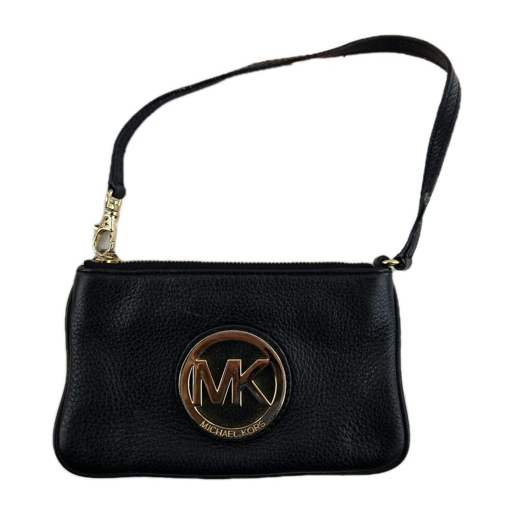 Michael Michael Kors Fulton Wristet in Black Pebbled Leather Gold Tone Logo